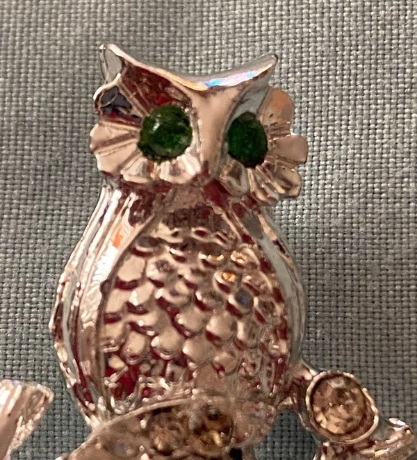 Owl On Branch Brooch Pin 125” H Silver Tone Pink Stones - Image 3
