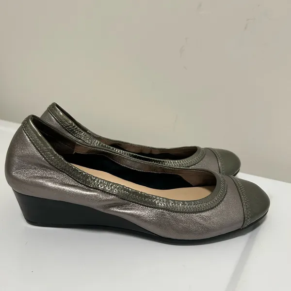 Cole Haan Silver Wedge Pumps Size 7 - Image 3