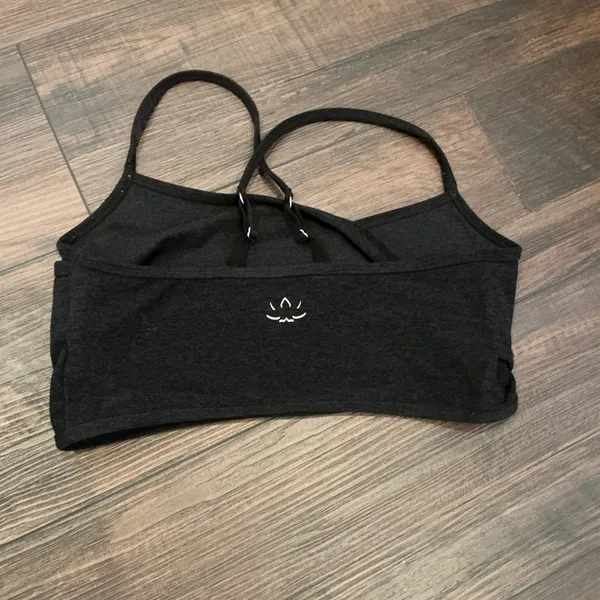 Beyond Yoga Space Dye Crossover Strappy Sports Bra Grey Large Athleisure - Image 3