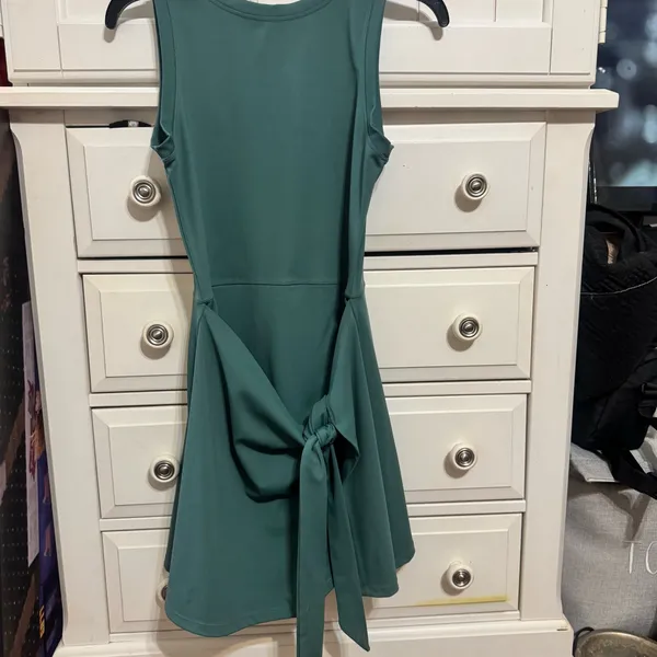 athletic dress Green Size M - Image 2
