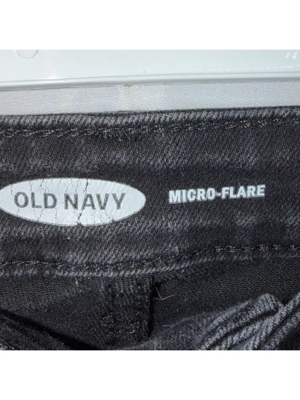 Old Navy Micro-Flare Black Jeans Women’s Size 8 - Image 5