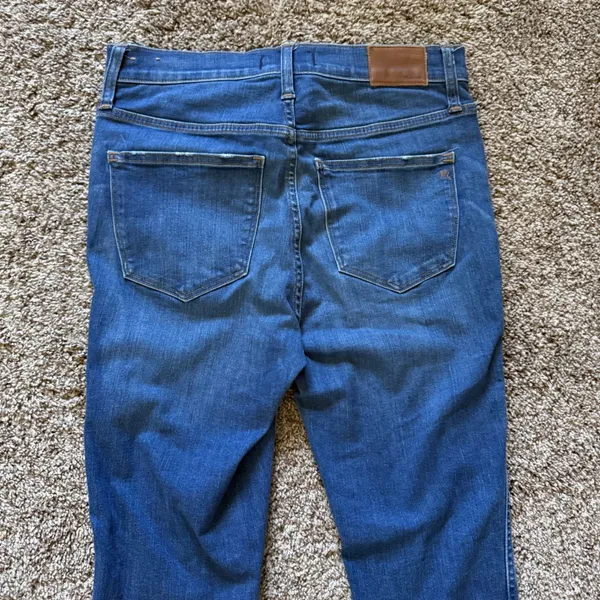 Madewell 10 High-Rise‎ Skinny Jeans Blue Button Fly Distressed J7914 Womens 28 - Image 8
