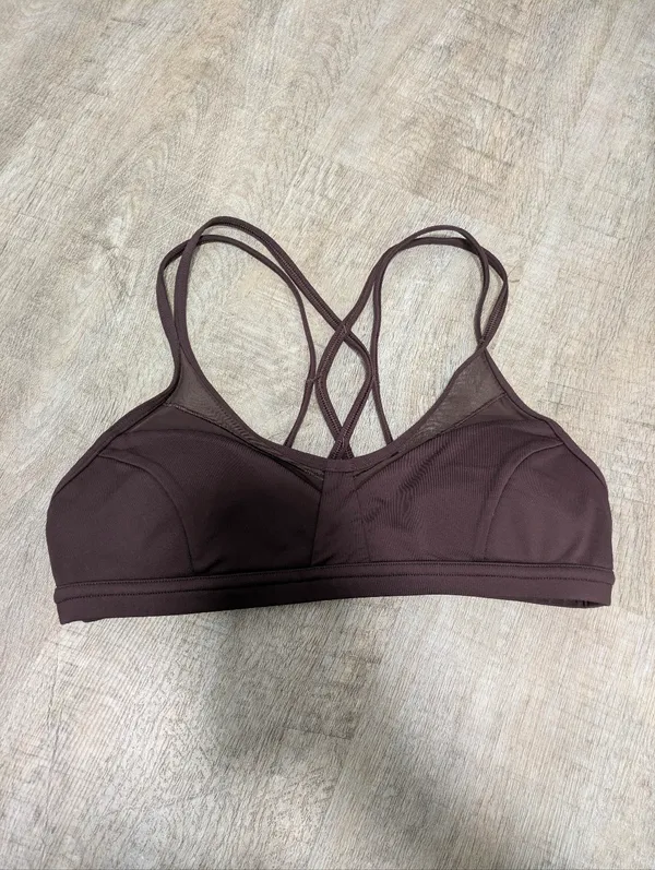 Lululemon Anew Bra Size 6 - Image 2