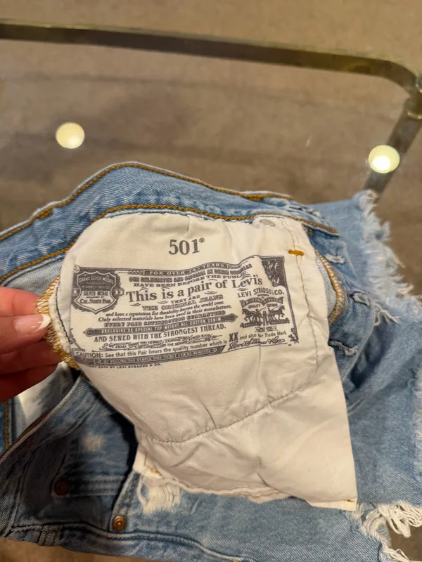 Levi’s 501 Denim Shorts - Image 4
