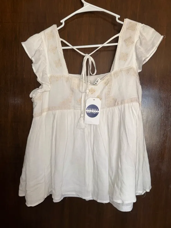 Boutique Blouse - Image 2