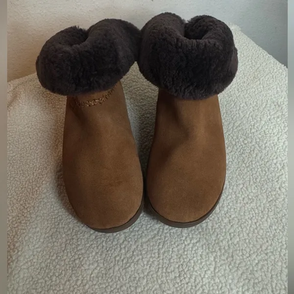 Women Fitflop Chestnut Winter Boots. Geat for Fall/Winter Season. Size 7.5 - Image 4