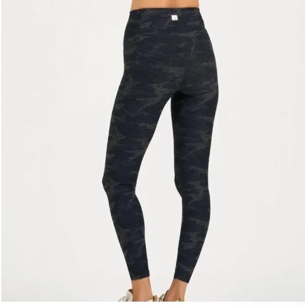 VUORI Clean Elevation‎ Leggings Black Camo Heather DreamKnit Size XL - Image 2