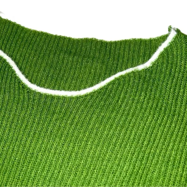 No name beautiful green white trim sweater! New - Image 2