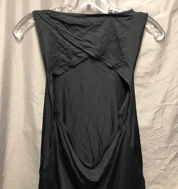 Gymshark laser cut tank - Image 5
