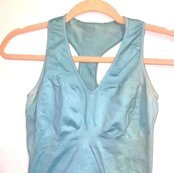 𝅺sporty Gym Top - Image 3