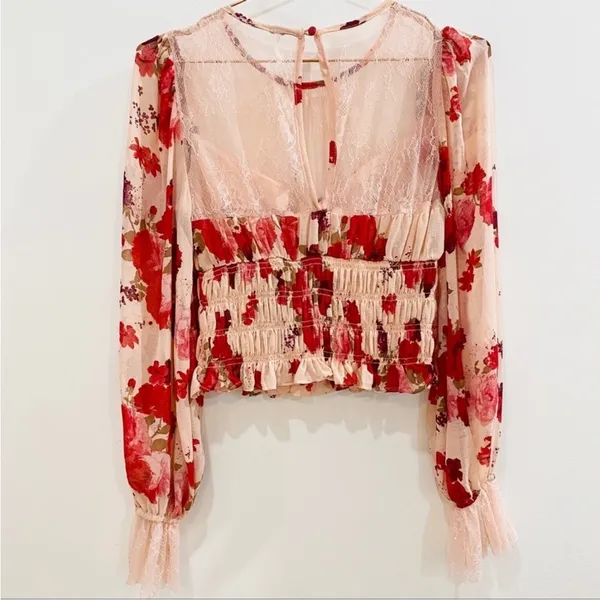 Free People red and pink lace top - Image 10