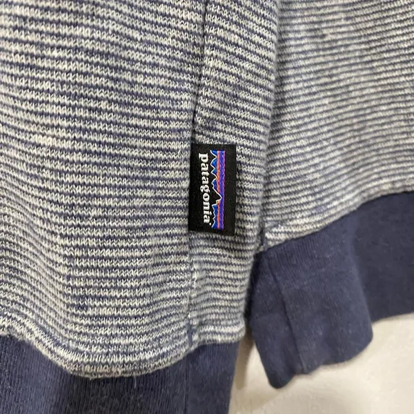 Patagonia Striped Crewneck Sweatshirt L Blue Gray Raglan Outdoor Casual - Image 7