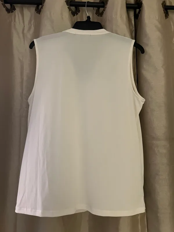 Banana Republic sleeveless slightly off-white V-neck blouse - Image 3