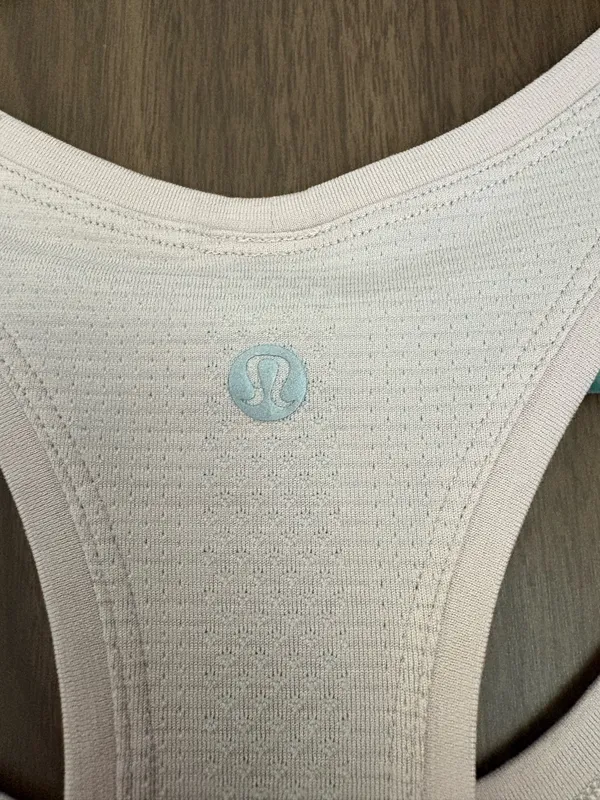 Lululemon tank top - Image 3