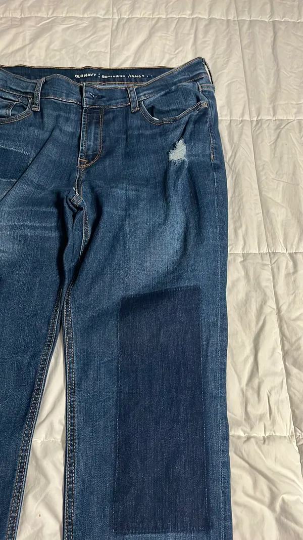 Old Navy Jeans Boyfriend Mid-Rise Distressed Straight - Image 4