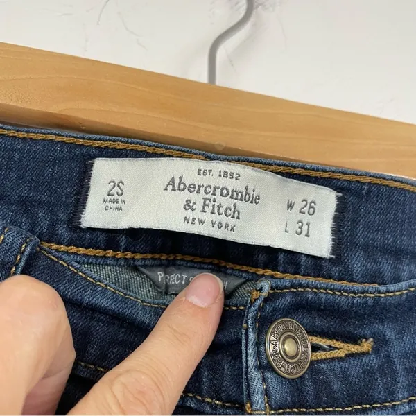 Abercrombie & Fitch Dark Wash Low Rise Skinny Jeans Womens 26 Y2K Blue Denim - Image 9