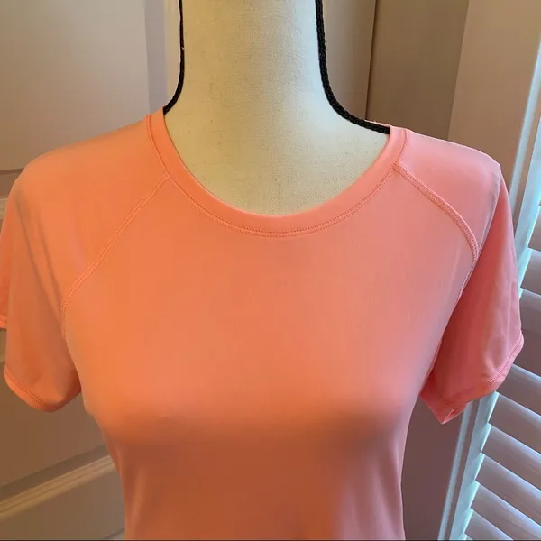Active by Old Navy|| Peach exercise top - Image 2