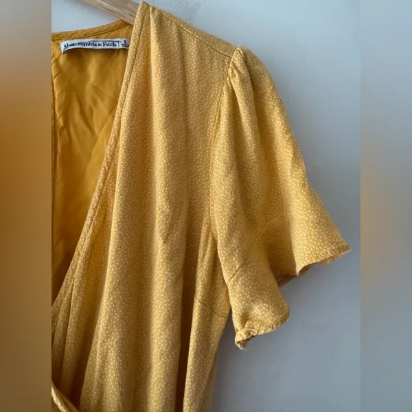 Abercrombie & Fitch Yellow and White‎ Polka Dot Romper - Image 6