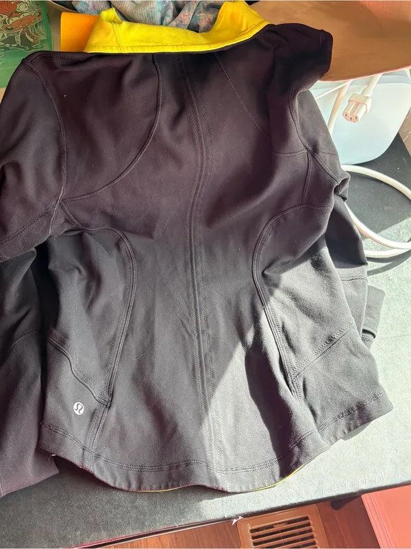 Lululemon Forme Jacket II Striped Panel Black Multicolor Estimated Size 6 - Image 3