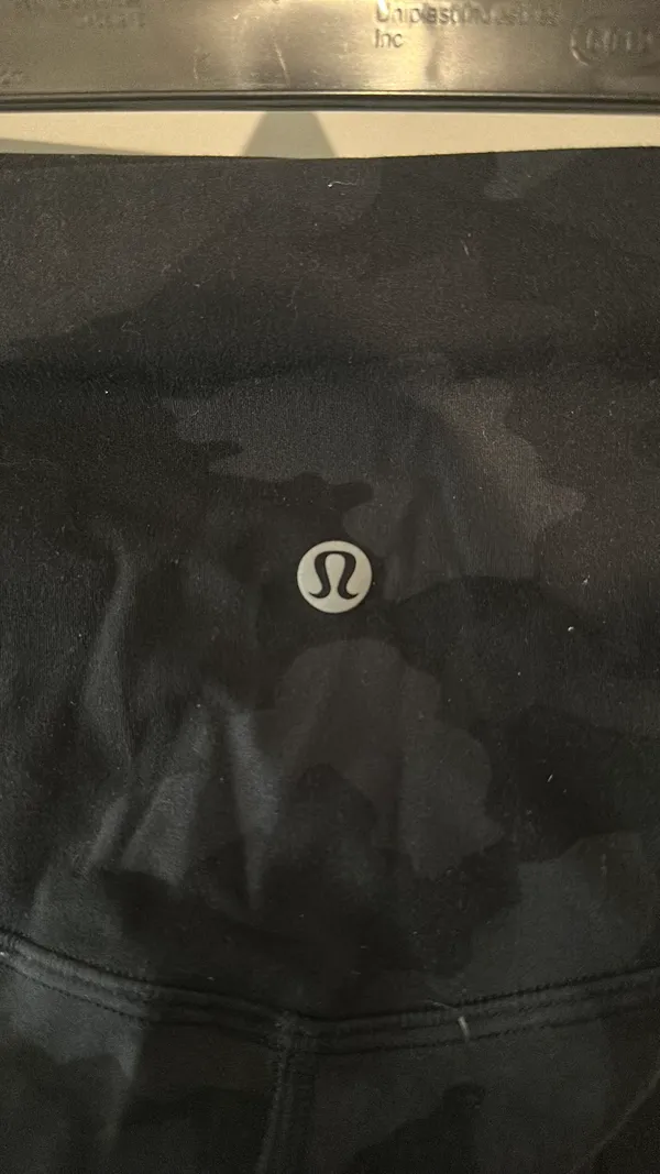Lululemon Leggings Black Camo Align - Image 4