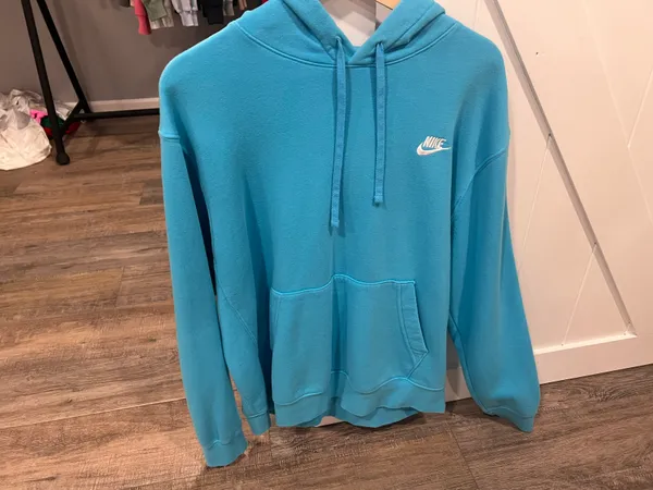 Nike hoodie - Image 5
