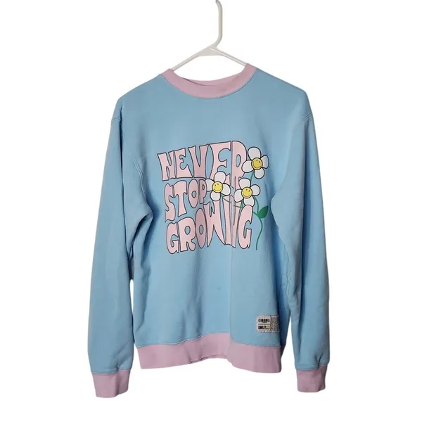 By Samii Ryan X Smiley Never Stop Growing Graphic Crewneck Sweatshirt Medium - Image 2