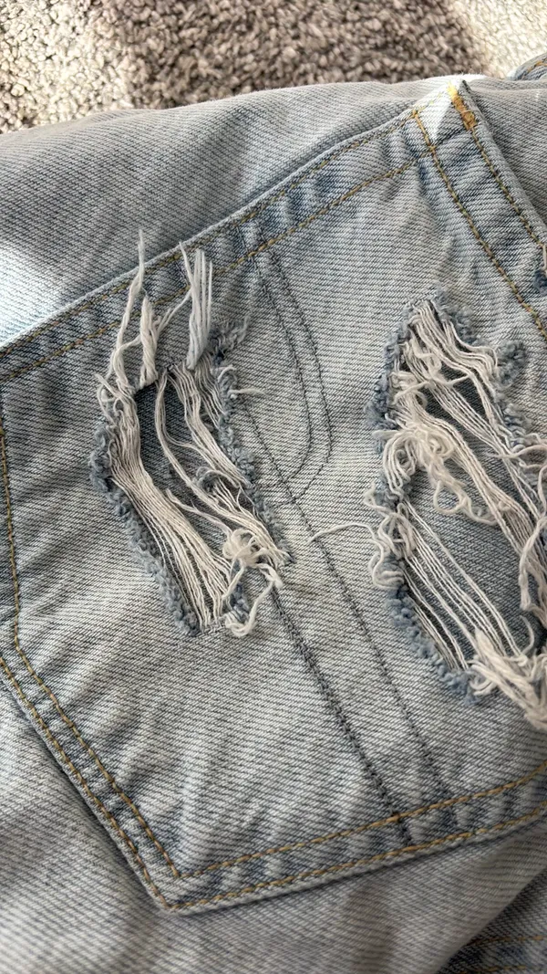 American Eagle Jeans - Image 7