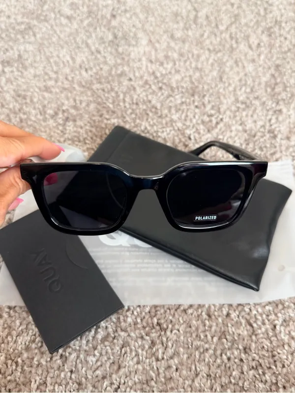 NIB Quay Game Over 49mm Square Sunglasses black smoke polarized unisex - Image 6