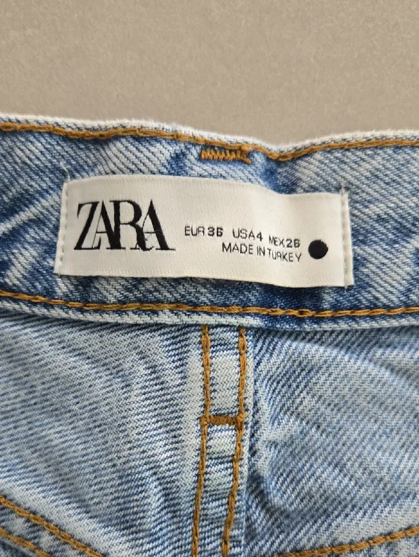 Zara 'The Pepper Mom' Light Blue Distressed Denim Shorts Size 4 - Image 5