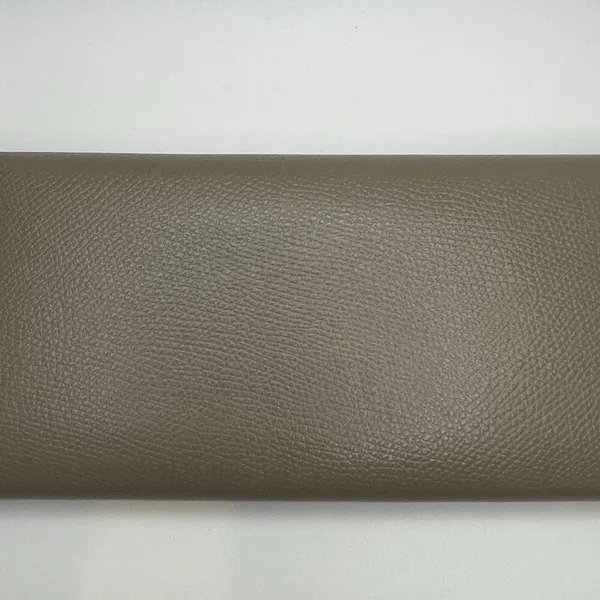 Fendi Vitello Cruise F is Fendi Continental Envelope Wallet Tortora - Preowned - Image 2
