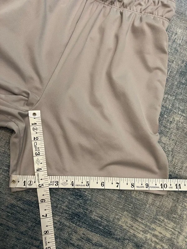 Nike Light Grey (Beige) Attack Dri Fit Mid Rise 5" Unlined Shorts Women's XS - Image 7