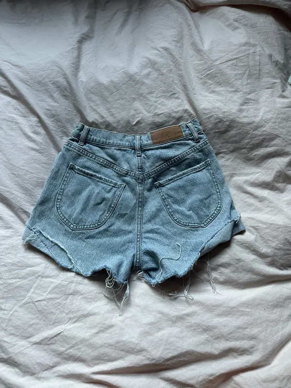 PacSun Curve Vintage High Rise Jean Shorts - Image 3