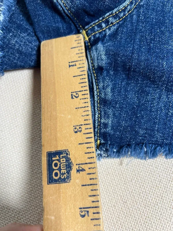 Aerie Daydream Denim Shortie frayed hem elastic back light distressing size L - Image 4