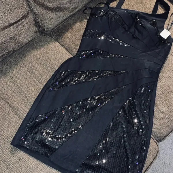 City Triangles sequins mini dress - Image 5