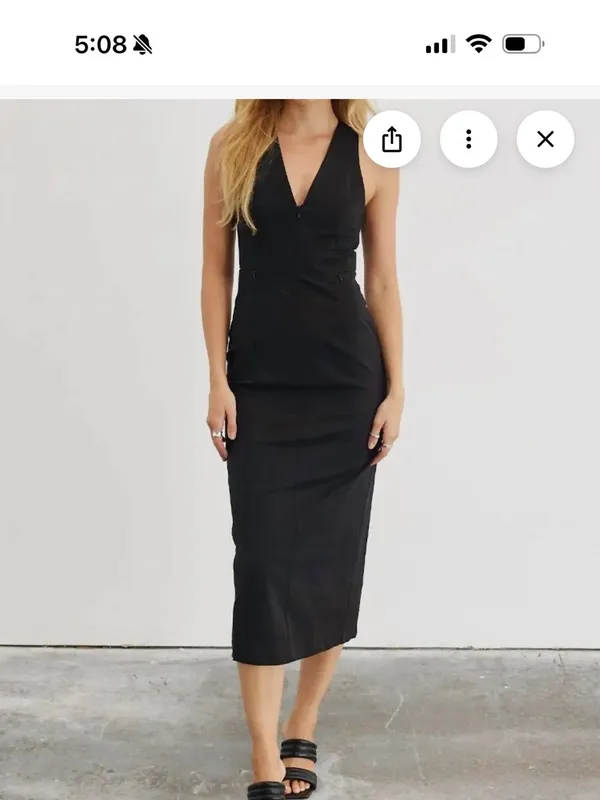 Sovere V-Neck Black Sleeveless Maxi Dress - Image 6