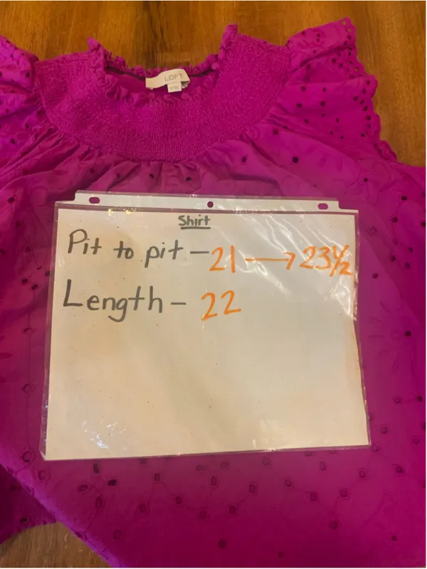 Women's LOFT Eyelet Blouse Size M Pink Magenta - Image 4