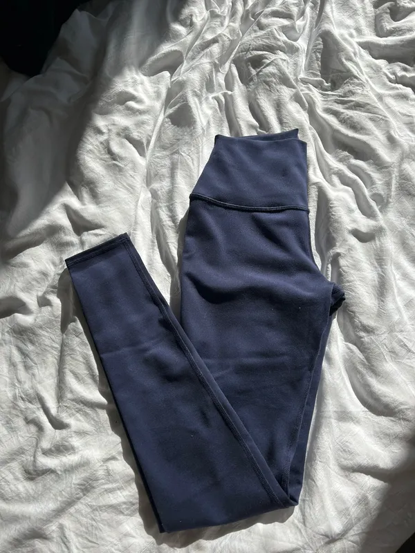 Alo Leggings - Image 2
