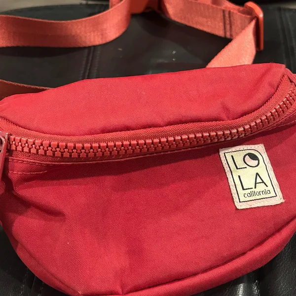 LOLA California Red waist Bag - Image 3