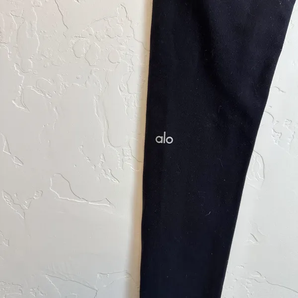 Alo Yoga | Athletic Mid Rise Athletic Leggings in Black - Image 3