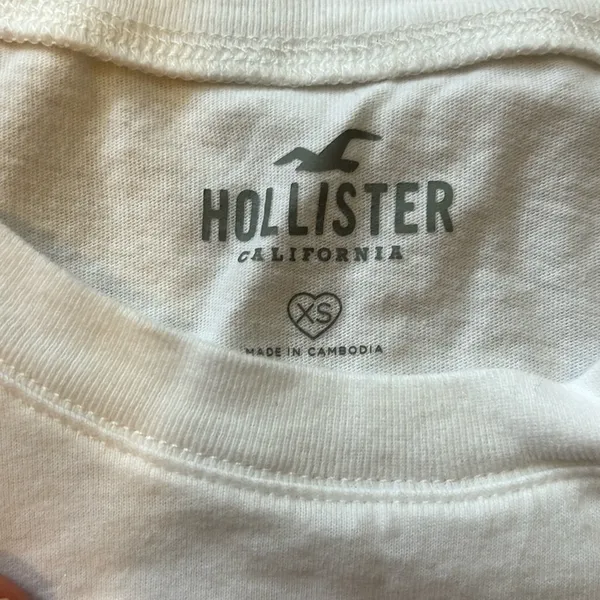 Hollister White Tee - Image 4