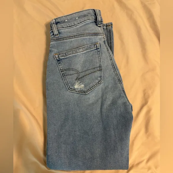 American Eagle Mom Jeans - Image 2