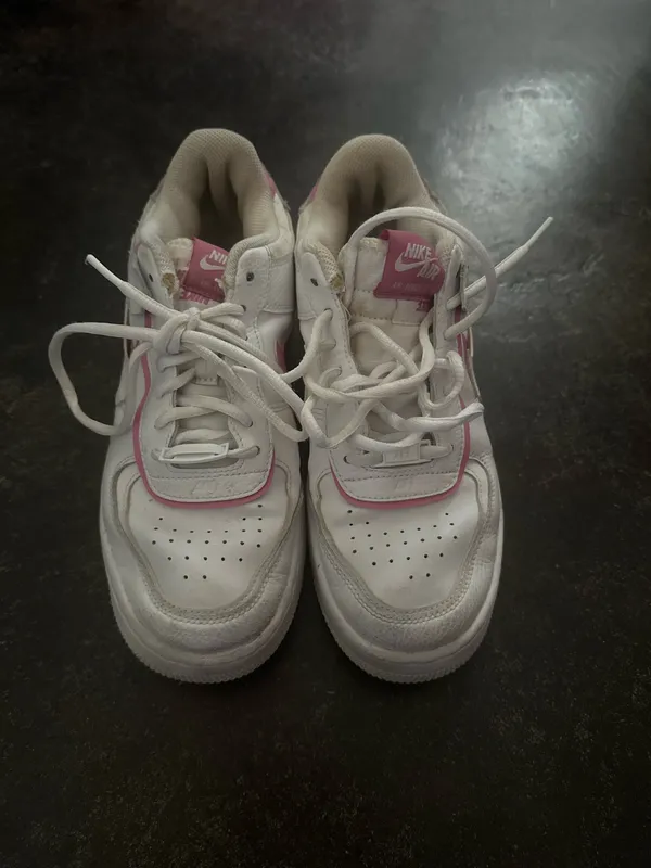 Pink and white Nikes  - Image 2