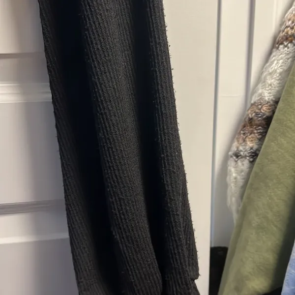Black turtle neck cropped sweater Size L - Image 4