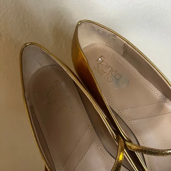 Franco Sarto Valie Mary Jane Faux Leather flats in gold WOMENS 10 - Image 3