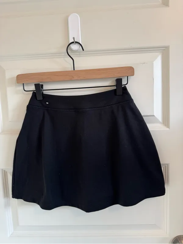 Victoria’s Secret Pink Mini Skirt With Built In Shorts - Image 3