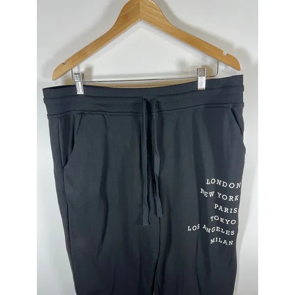 Zoe + Liv Womens XXL Ebony Black Global Cities Graphic Jogger‎ Sweatpants NWT - Image 3