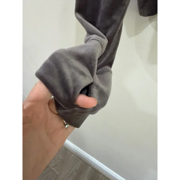 OFFLINE by Aerie Velour Cropped Hoodie Gray Thumbhole Pullover Sweatshirt Small - Image 4