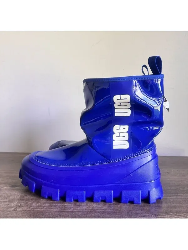 UGG NEW Women's Classic Brella Mini Water Repellant Boot Size 8 #460 - Image 3