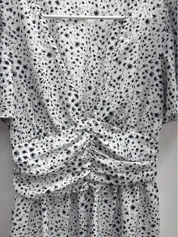 Women’s Size small dress - Image 2