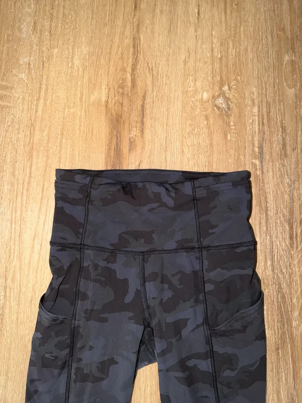Lululemon Leggings - Image 4